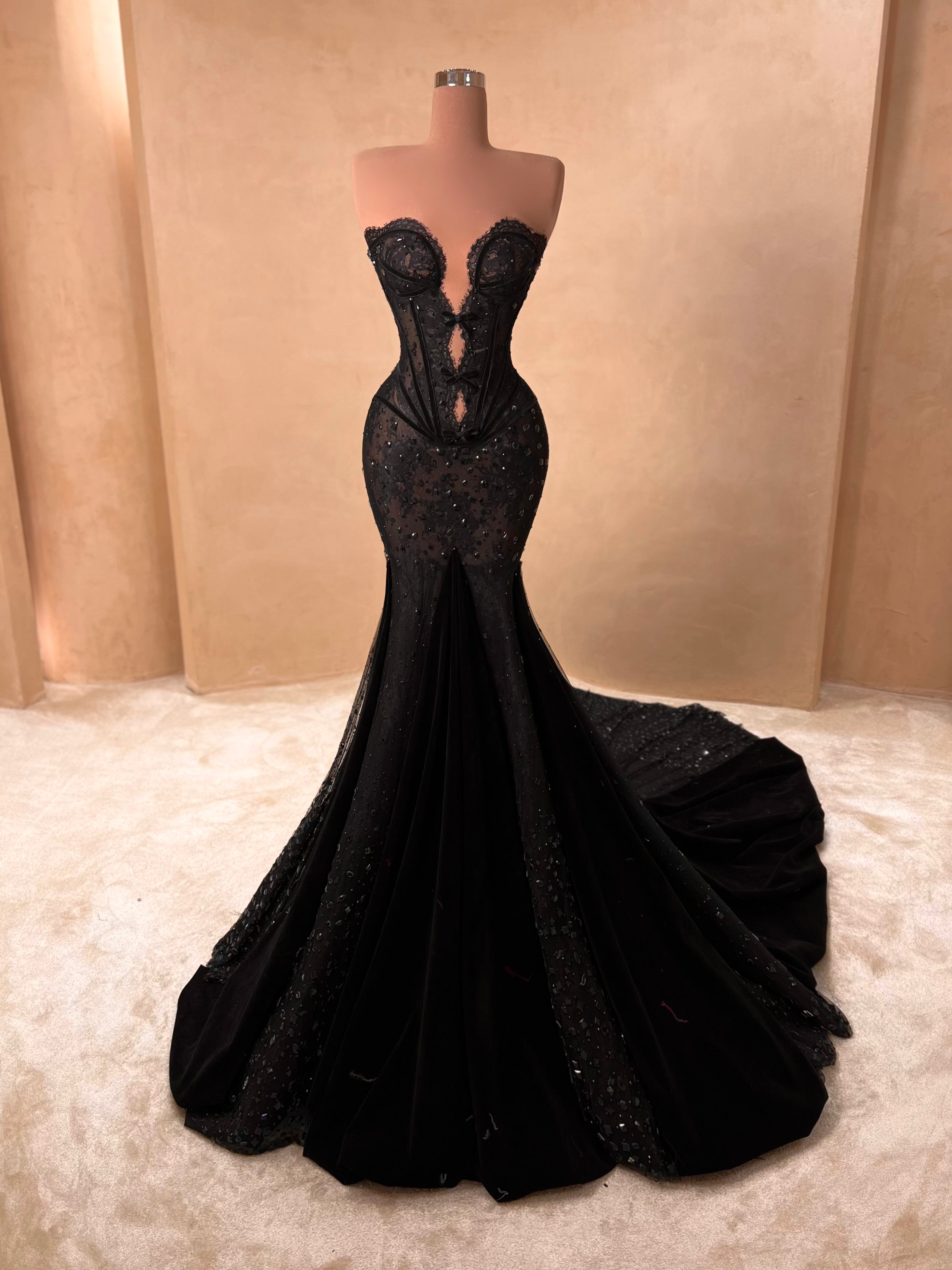 Black Lace Plunge Couture Gown Dress 035 VALDRIN SAHITI Black Lace Plunge Couture Gown Dress 035 VALDRIN SAHITI