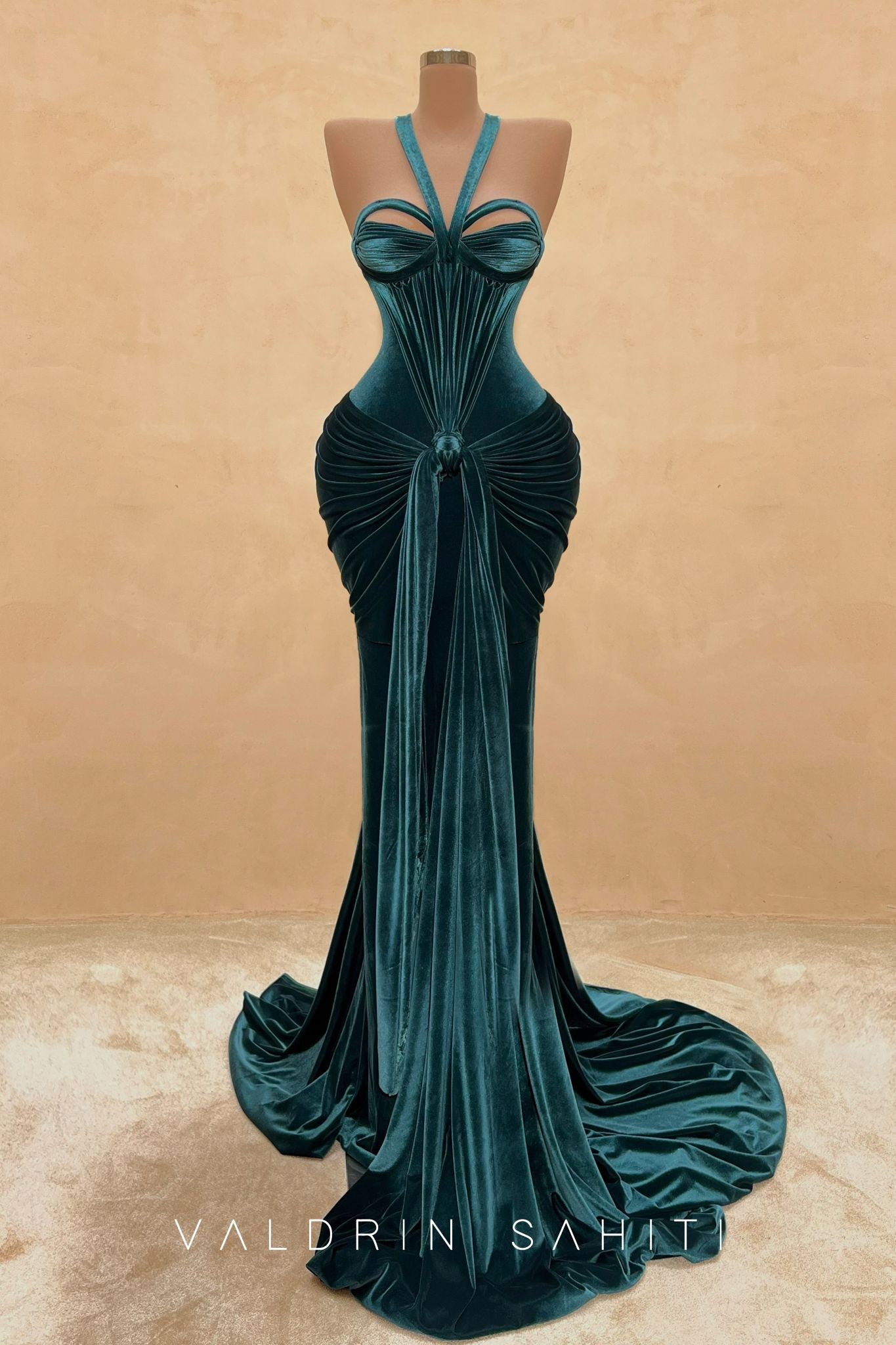 Emerald Green Velvet Cut-Out Gown | Valdrin Sahiti Evening Dress VALDRIN SAHITI Emerald Green Velvet Cut-Out Gown | Valdrin Sahiti Evening Dress VALDRIN SAHITI