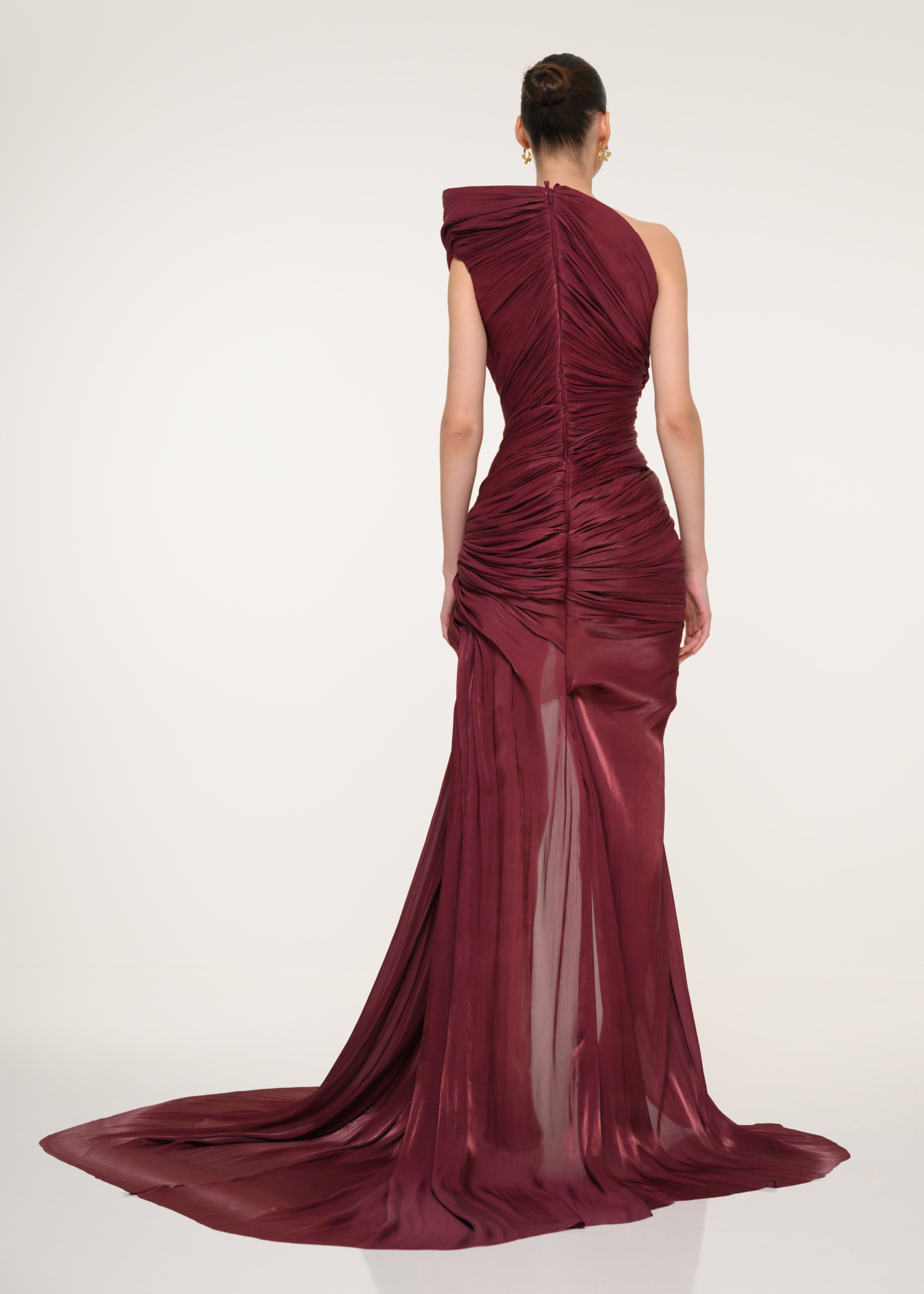 maroon one shoulder dress High Slit Long Sleeve Chiffon One Shoulder, Leanne One Shoulder Maxi Dress in Burgundy, Size L, For Daytime Wedding Guest